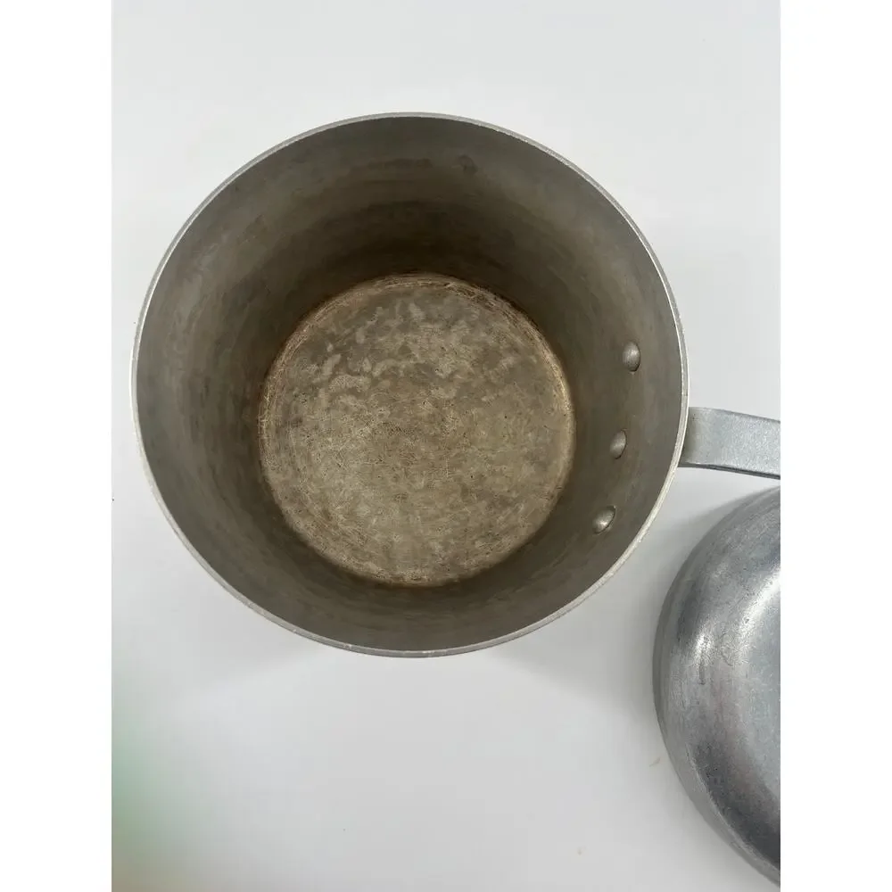 Wear Ever Pot Pan 2 3/4 Quarts Made in USA Kitchen NSF Aluminum Lid Saucepan